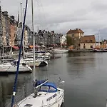 Le Maurifleur Vous Accueille à 3 Km De Honfleur * Équemauville