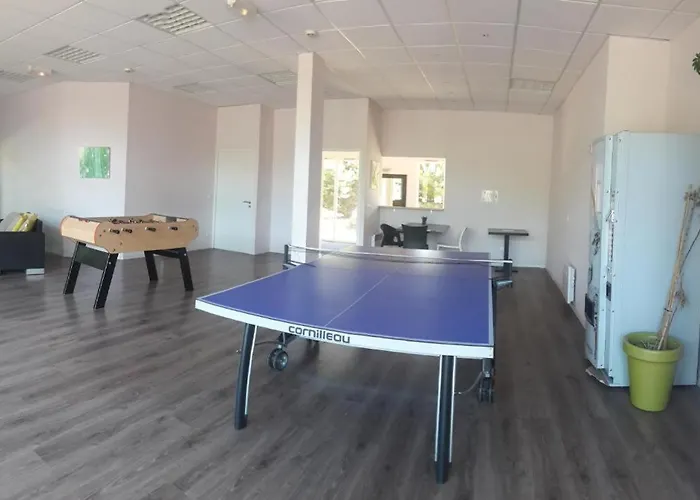 Le Maurifleur Vous Accueille A 3 Km De Honfleur エクモヴィル