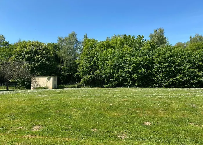 Le Maurifleur Vous Accueille A 3 Km De Honfleur アパート エクモヴィル