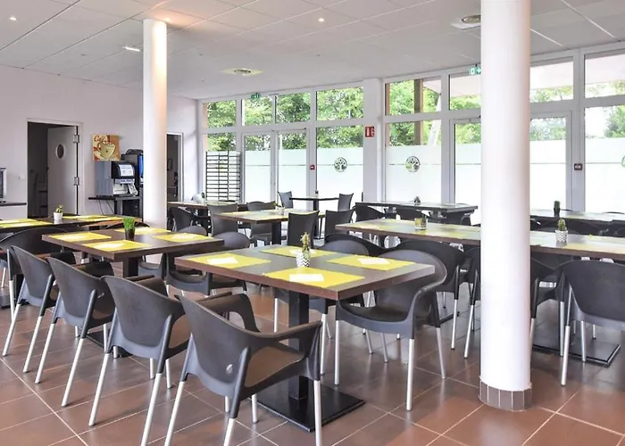 Le Maurifleur Vous Accueille A 3 Km De Honfleur アパート *